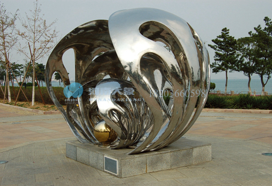 郑州雕塑厂家分享雕塑具有哪些功能(图1)